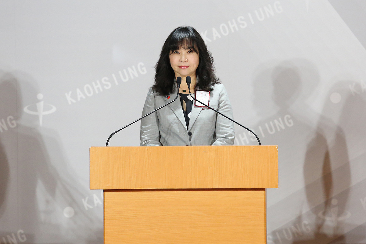 曾尹儷給喊話郭董不要再辦感恩之旅了。 圖：高雄市選委會提供（資料照）
