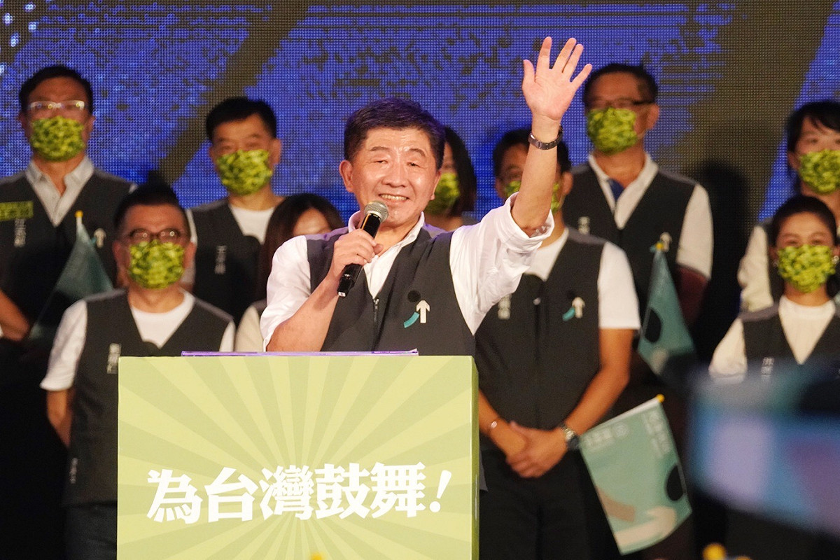 陳時中上台後，受到支持者熱烈歡迎。 圖：張良一／攝