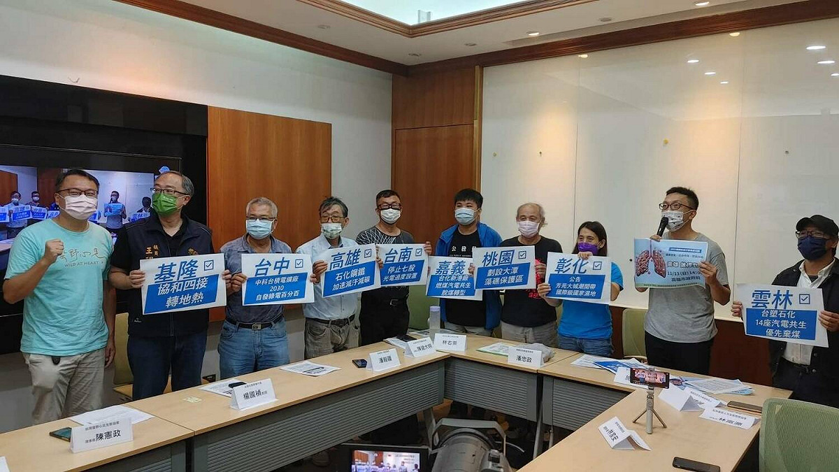 高雄在地環團發起「2022反空污、要健康活動」。 圖：南部反空污聯盟提供