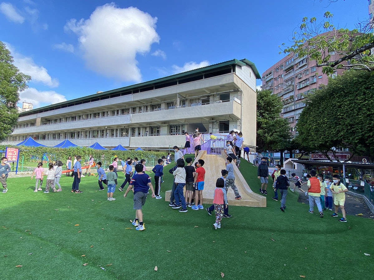 永和國小-傑克魔豆樂園-遊戲場。 圖：新北市教育局提供
