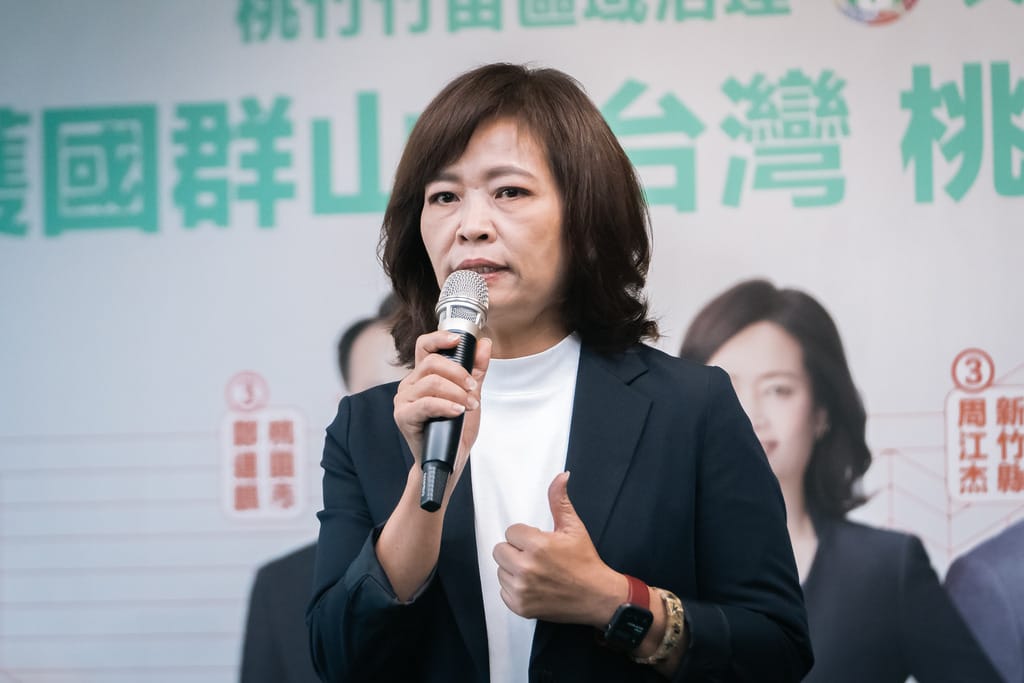民進黨新竹市長候選人沈慧虹今(14)日出席「桃竹竹苗區域治理共同政見」記者會。 圖：沈慧虹競辦提供 （資料照）