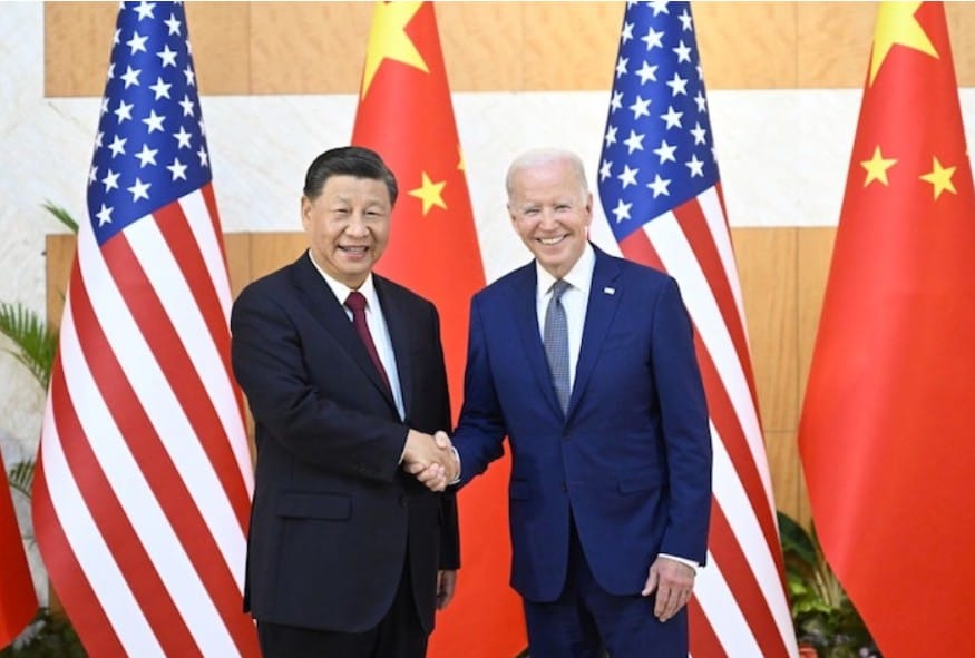 中美元首會面舉世矚目，中國國家主席習近平 (左) 與美國總統拜登。 圖：翻攝自新華社