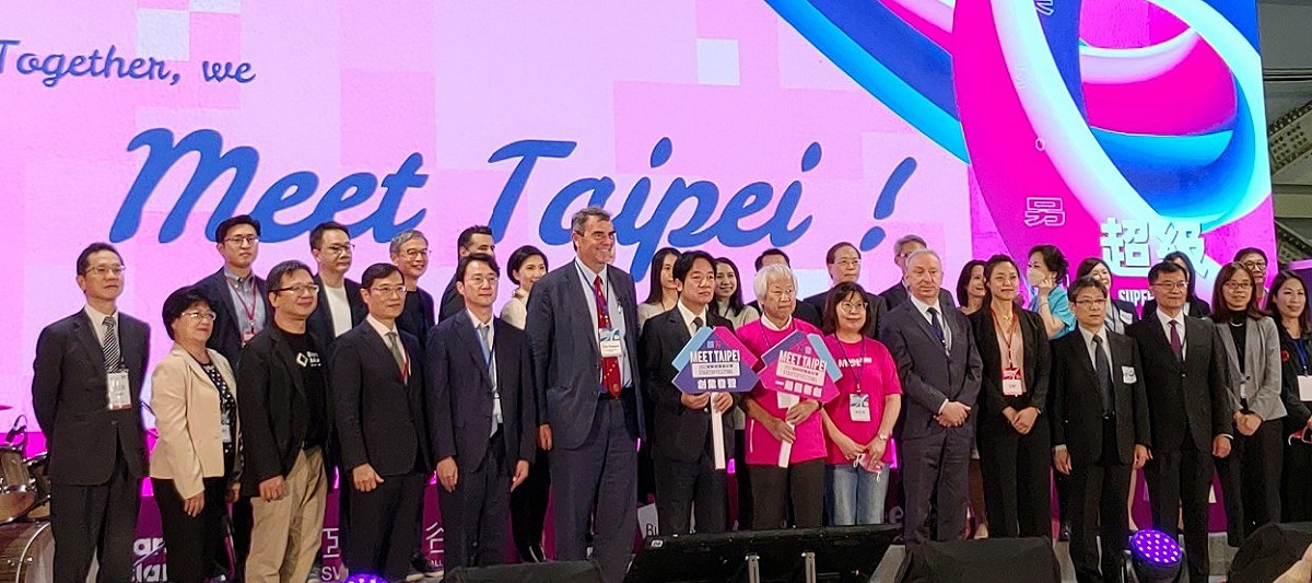 錢念群代表新北市政府參與2022MeetTaipei創新創業嘉年華。 圖：新北市青年局提供