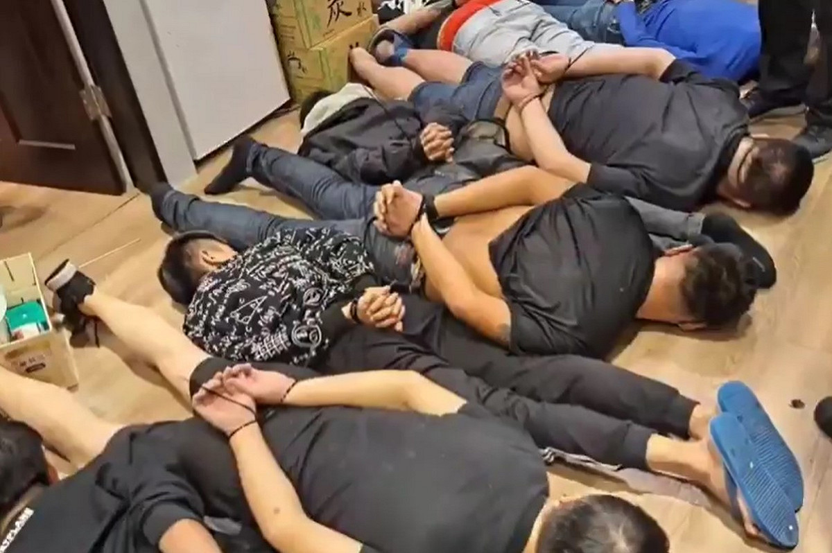 新北市警方逮捕「台版柬埔寨」詐騙集團。 圖：翻攝自新北市刑警大隊臉書
