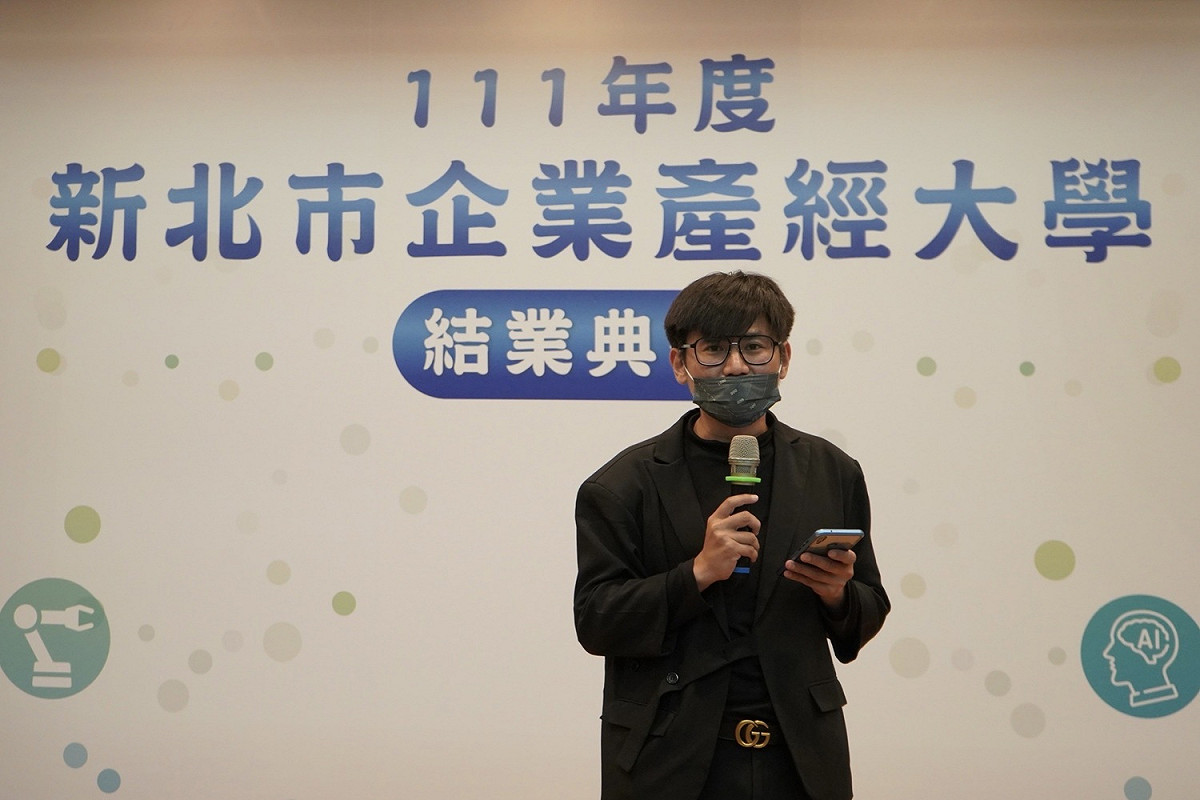 室內設計業的「心創意」夏先生表示，「綠色永續經營管理班」課程，協助我們在未來設計的材質、方向等有了更多層面的考量。 圖：新北市經發局提供