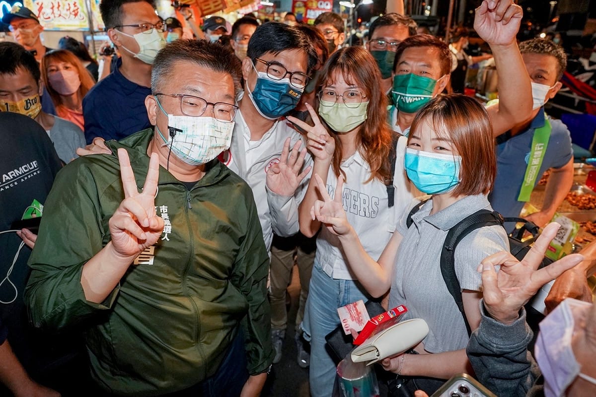 蔡其昌與陳其邁展現高人氣。 蔡其昌競選總部/提供