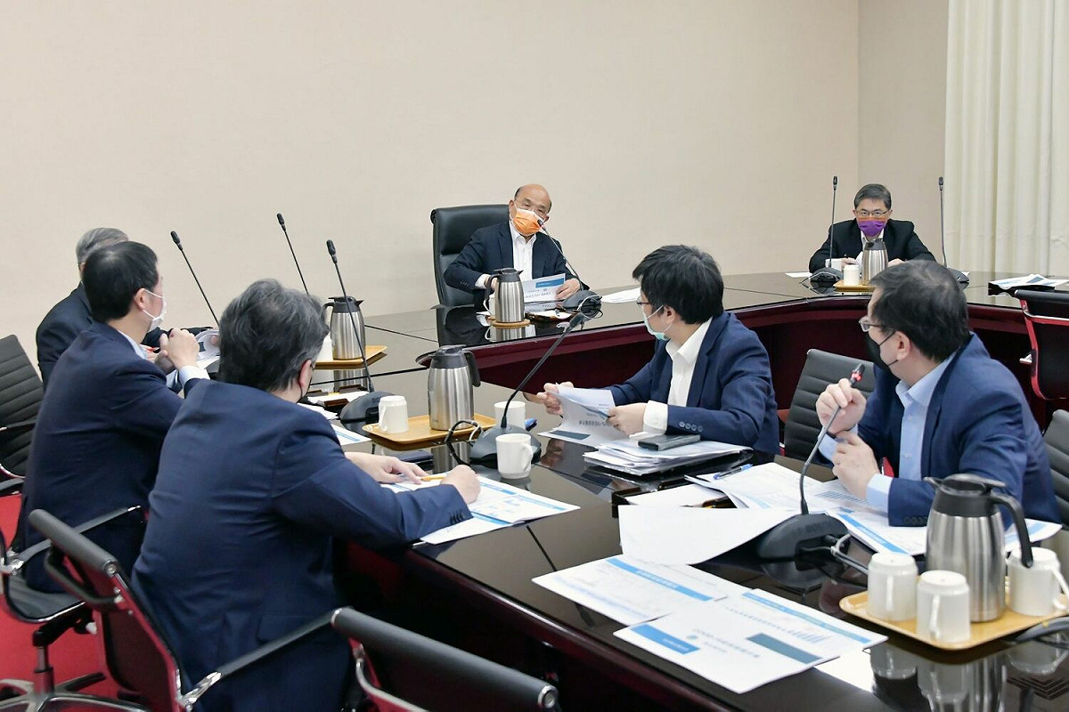行政院長蘇貞昌今（21）日召開擴大防疫會議。 圖：行政院提供