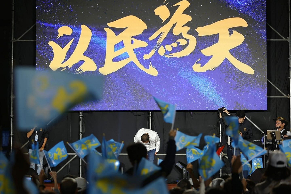 侯友宜今(26)晚表示，以非常謙卑的心情，感謝四百萬市民朋友，相信、支持侯友宜。 圖：侯選辦提供