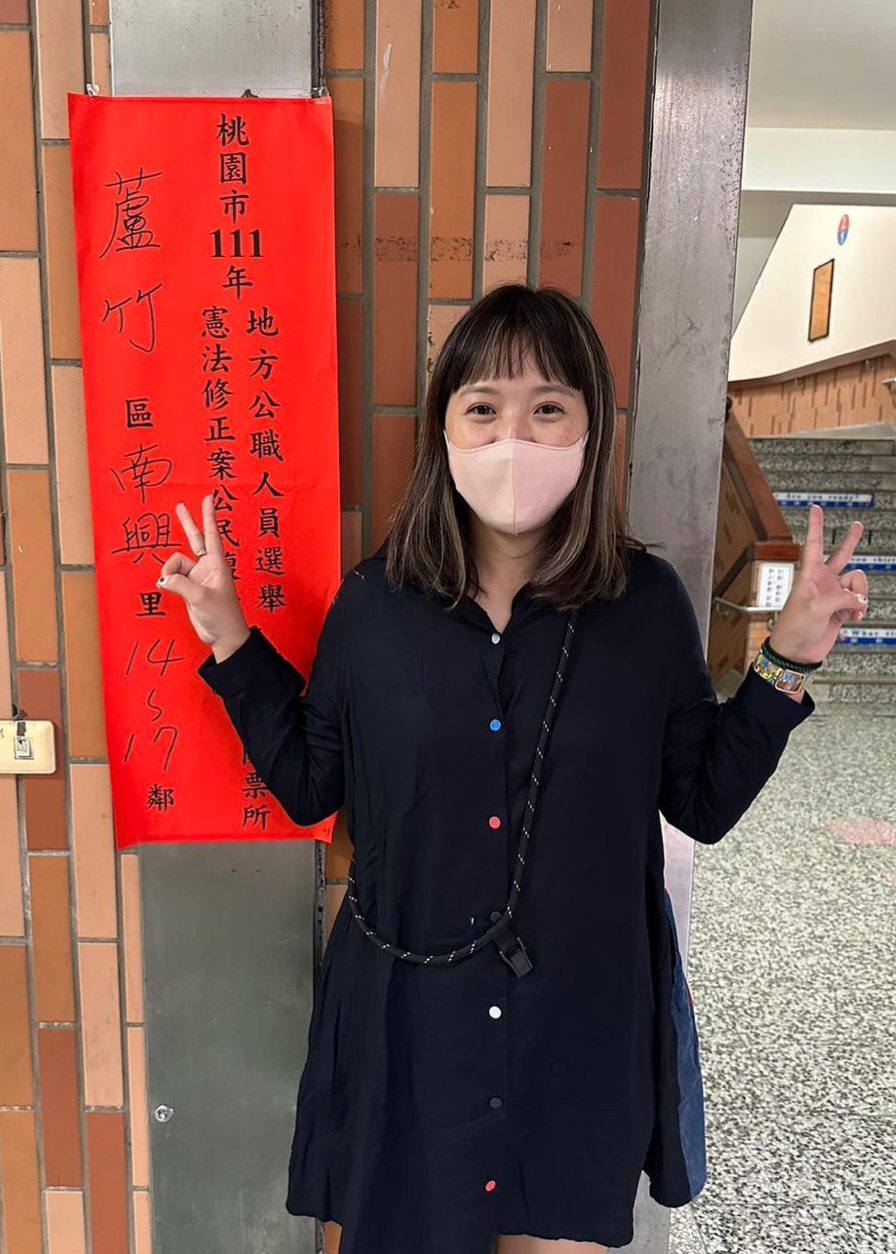 「米寶媽」(洪嘉璘)參選，雖最後以敗選收場，不過蔡阿嘎坦言目的是希望民眾重視政治。 圖：翻攝自alien917 IG