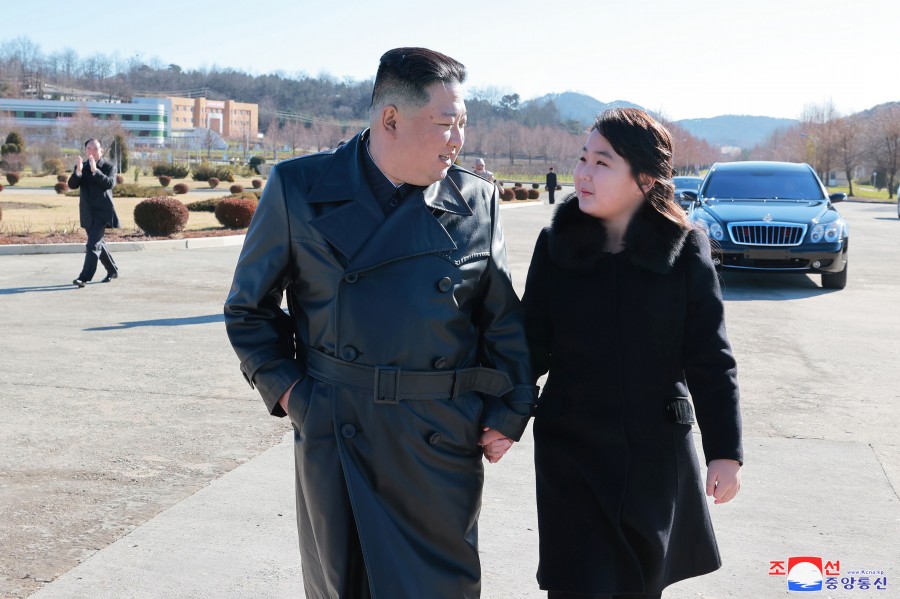 金正恩強調，在實力決定勝負的當今世代，只有成為強者而不是弱者，才能捍衛國家和民族的現在和未來，這是歷史所證明的真理。 圖：擷自朝中社