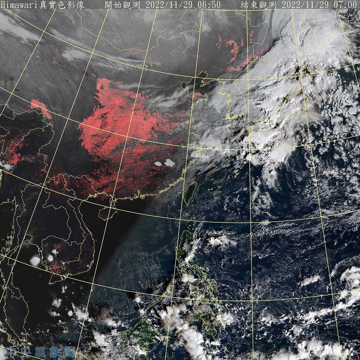 今天白天全台各地包括金門、馬祖，仍然大多是多雲到晴的好天，傍晚起將變天，北部、東半部地區與馬祖將轉為有局部短暫雨的天氣。 圖：中央氣象局/提供