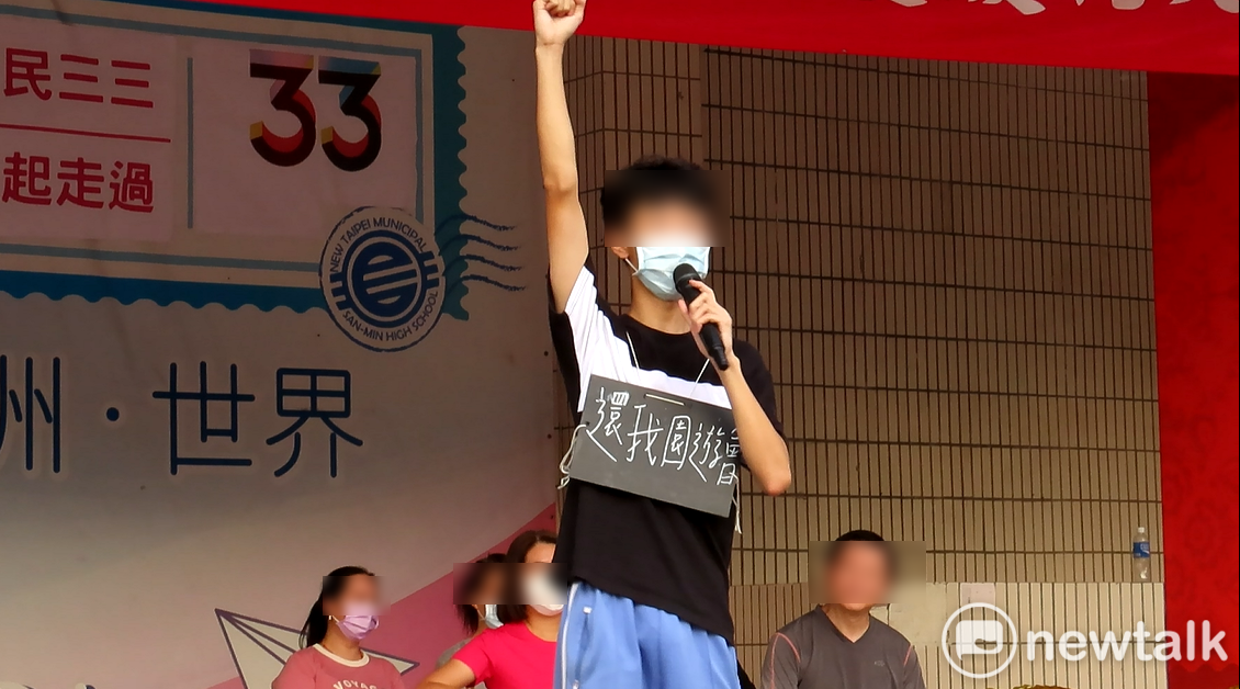 透過面對面溝通，才能從彼此的面部表情、肢體語言甚至是聲音的語調正確解讀對方的意思，將這些都省略後，誤解就產生了；誤解累積愈多，就產生矛盾；矛盾再累積，衝突就在所難免。 圖：張文隆/攝