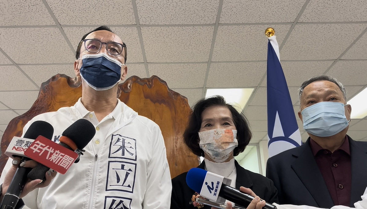 朱立倫今天下午到國民黨宜蘭縣黨部參加感恩茶會。 圖：國民黨提供