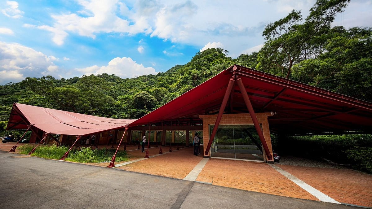 猴硐遊客中心為淡蘭古道北路之金字碑古道登山補給站。 圖：新北市觀旅局提供