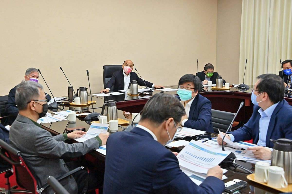 行政院長蘇貞昌5日主持擴大防疫會議 圖：行政院提供