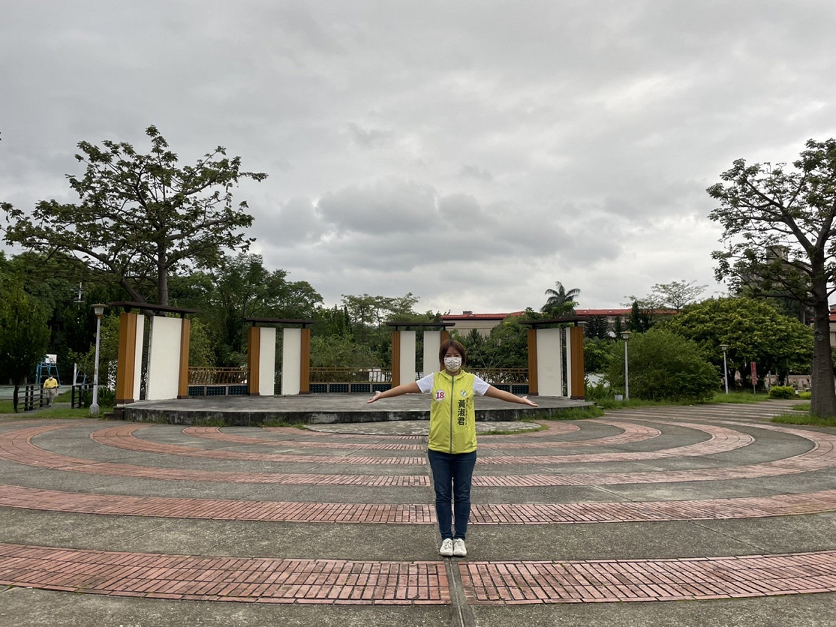 黃淑君指出溪北公園現在無任何動工跡象。 圖：黃淑君提供