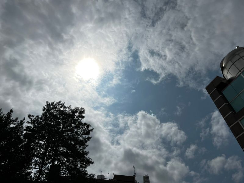 今日是24節氣大雪，民俗專家分享「食衣住行育樂」6大方面開運法。 圖／記者張勵德攝