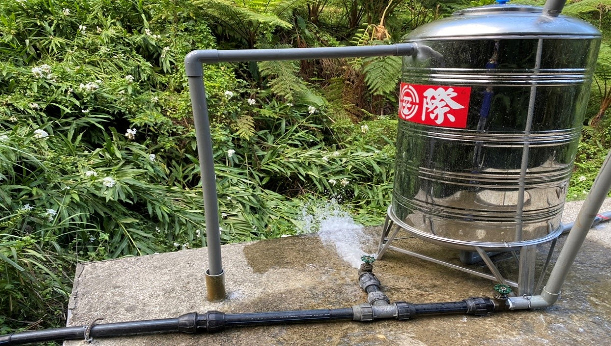 排砂閥可排除水塔底部砂石。 圖：新北市水利局提供