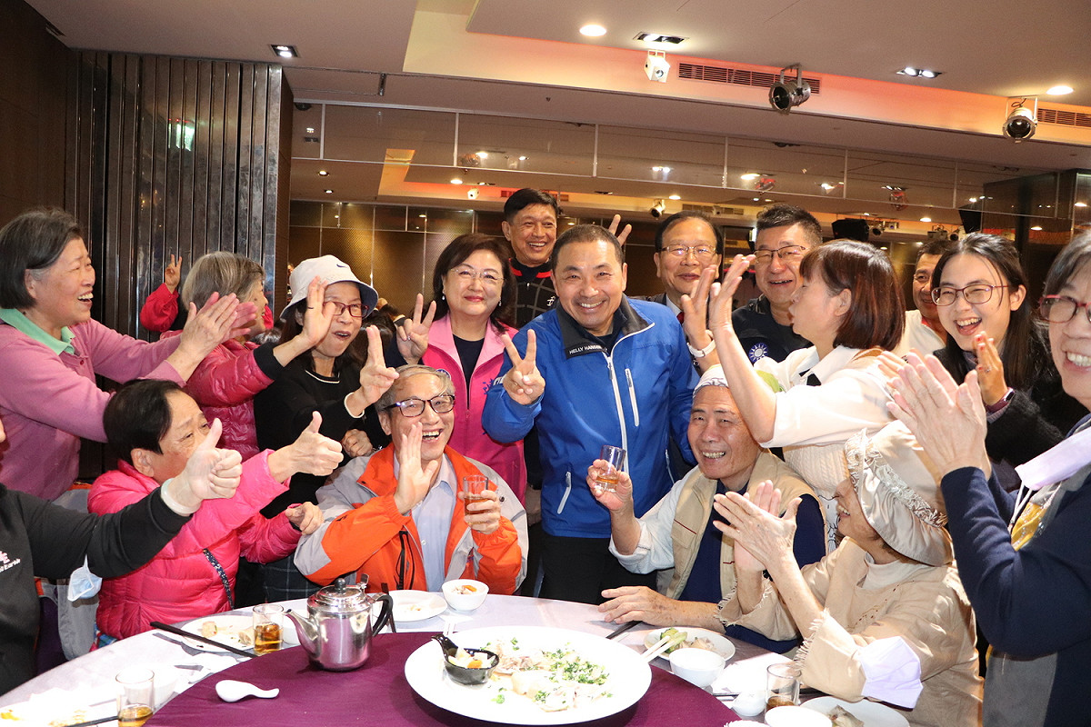 新北市長侯友宜今舉行永和感恩茶會，感謝所有市民朋友支持。 圖：侯選辦提供