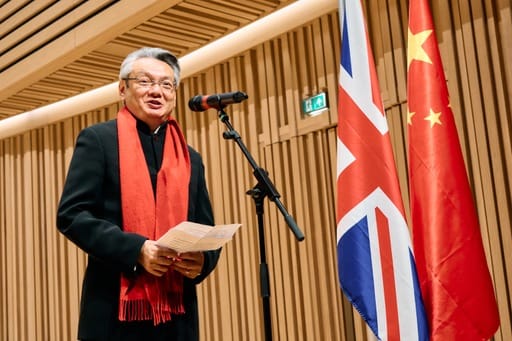 中國駐英國曼徹斯特總領事館總領事鄭曦原被爆已經「溜回」中國，其他涉案的人員也將被召回國。 圖：翻攝自中國駐英國曼徹斯特總領事館