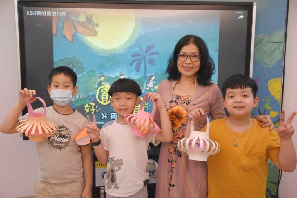 十三行博物館國際移民日推出越南燈籠製作活動。 圖：新北市立十三行博物館提供