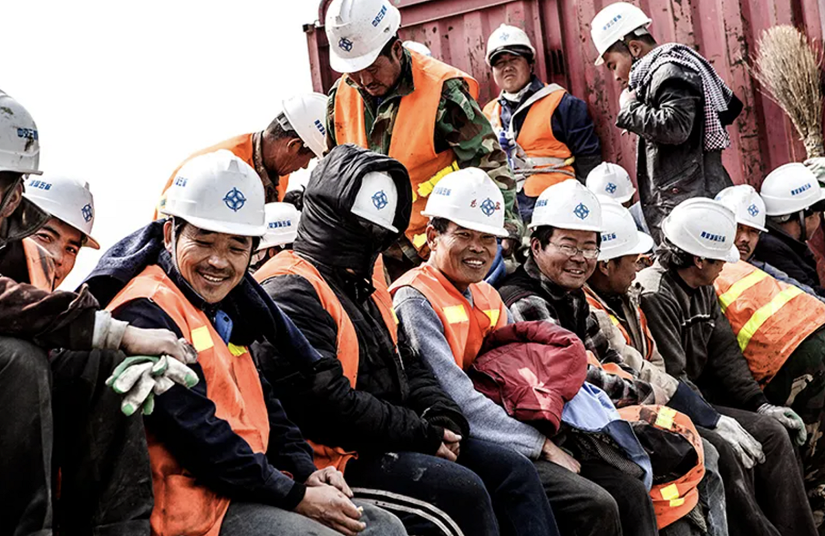 中國工人。 圖：翻攝自萬昌網