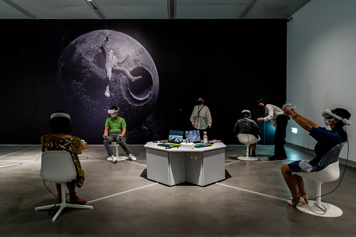 高美館《X人稱》展場一隅。 圖：高雄市立美術館/提供