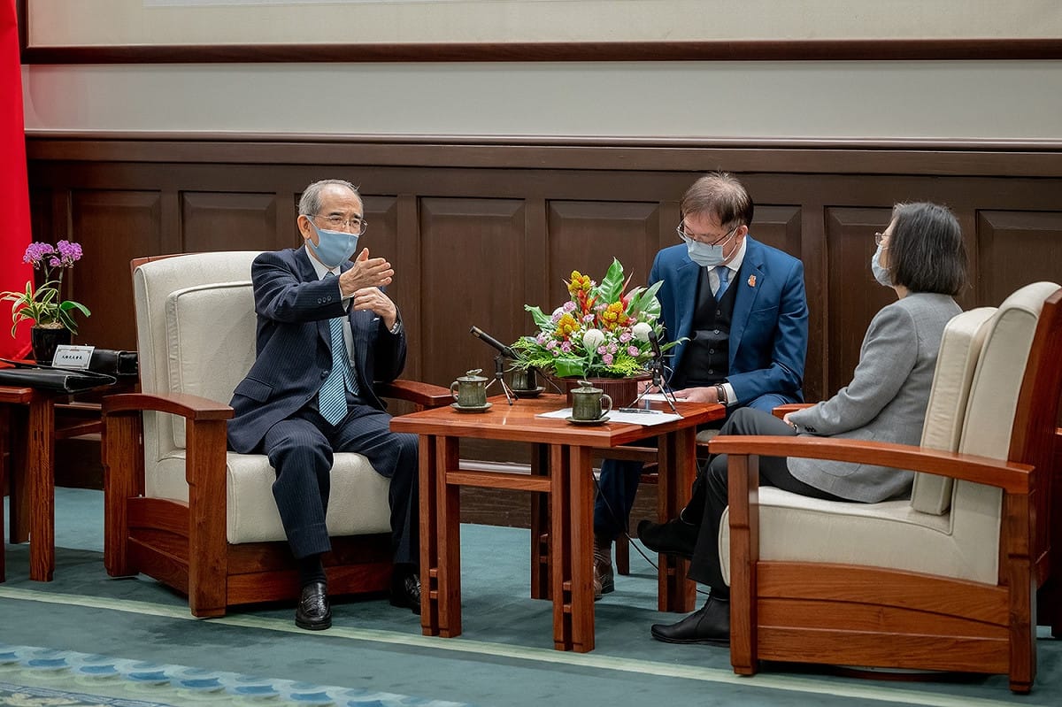 總統蔡英文16日接見日本台灣交流協會會長大橋光夫 圖：總統府提供