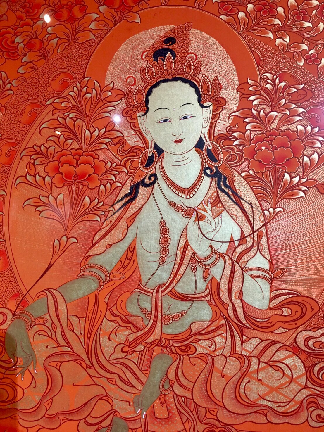 以天然顏料繪製的紅唐卡，是難得的珍品。 圖：世界宗教博物館提供