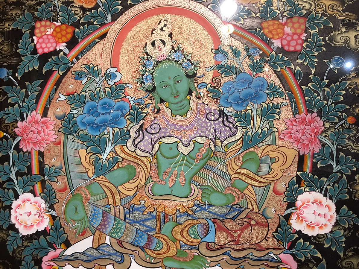 精緻的唐卡藝術，工筆精緻，構圖飽滿，色彩豔麗富裝飾性，充份展現線條的節奏感，整體畫面生動真實，饒富韻味。 圖：世界宗教博物館提供