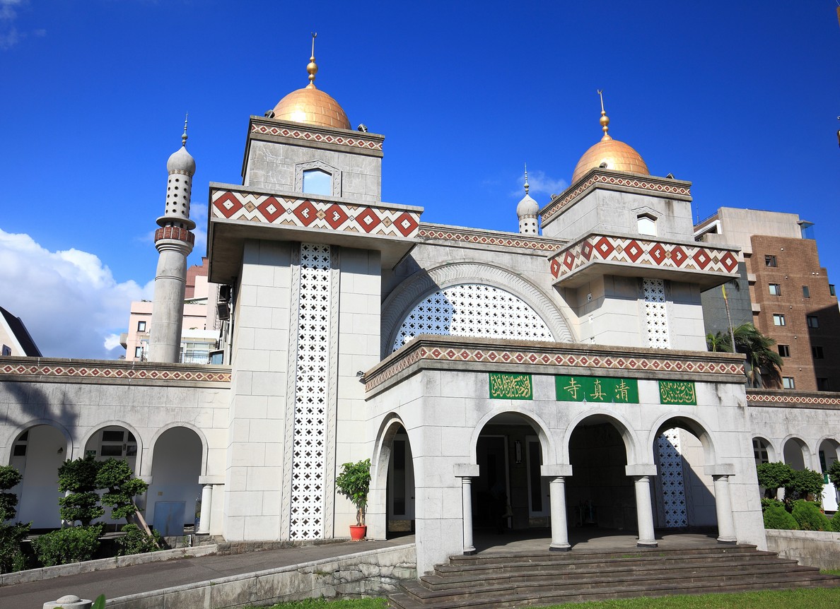台北市已有45家通過清真認證的餐廳及餐旅，是友善穆斯林的城市。位於新生南路上的清真寺，是穆斯林最重要的精神指標。 圖：翻攝自內政部臺灣宗教文化地圖官網