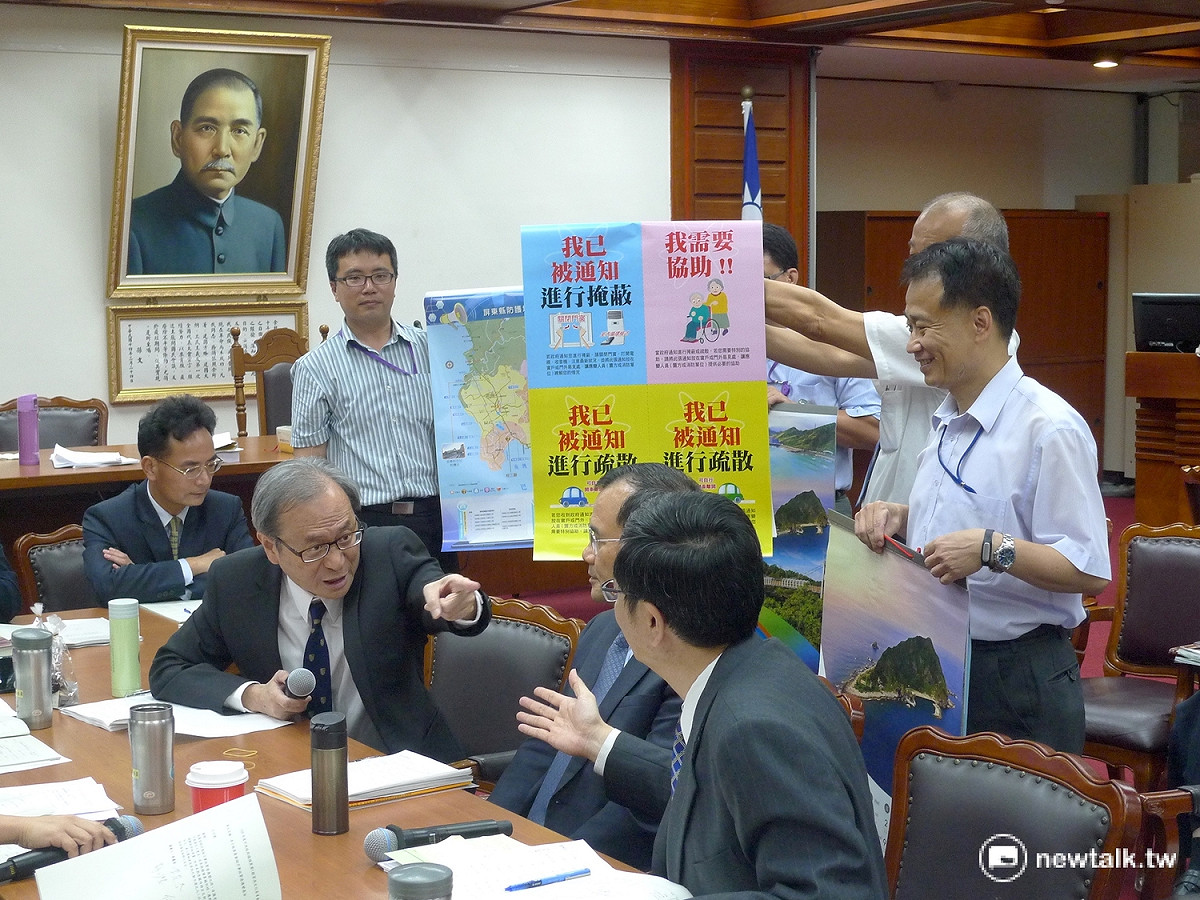 立法院教育及文化委員會今（20）日審查「核子事故緊急應變基金」預算，其中「大陸地區旅費」與「業務宣導費」月曆項目惹議。 圖：汪少凡／攝