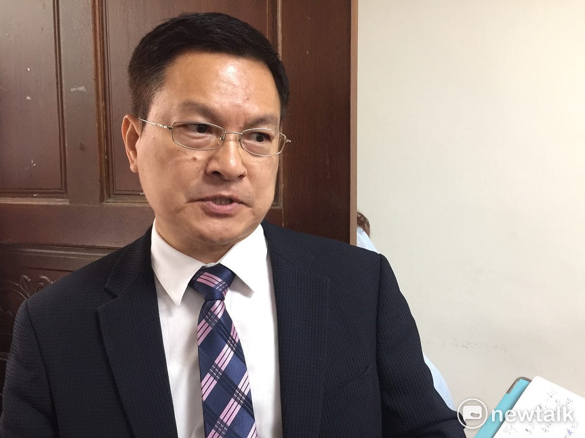 彰化縣議會今天進行縣政質詢，有議員詢問到空汙問題，彰化縣長魏明谷指出，會利用中彰投苗聯合治理平台反映問題，而中火空污問題會成為選舉議題，台中市長林佳龍也會有壓力。  圖：新頭殼資料照片