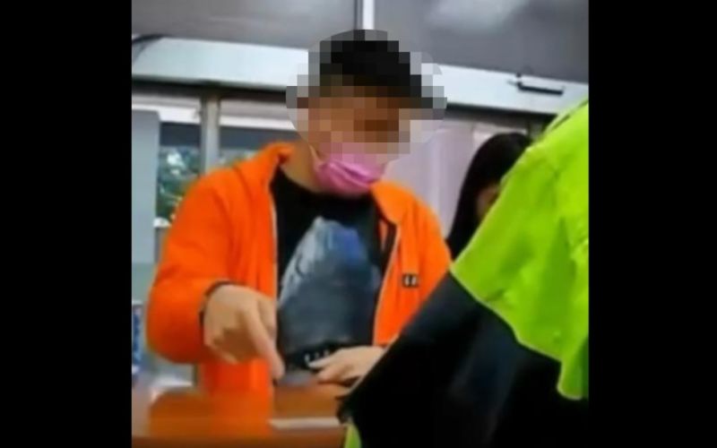 ▲台中一名男子，因不滿被警方開單，竟跑到派出所質疑舉發不當，同時嗆稱「我爸是副市長蕭家淇」。 （圖／民眾提供）