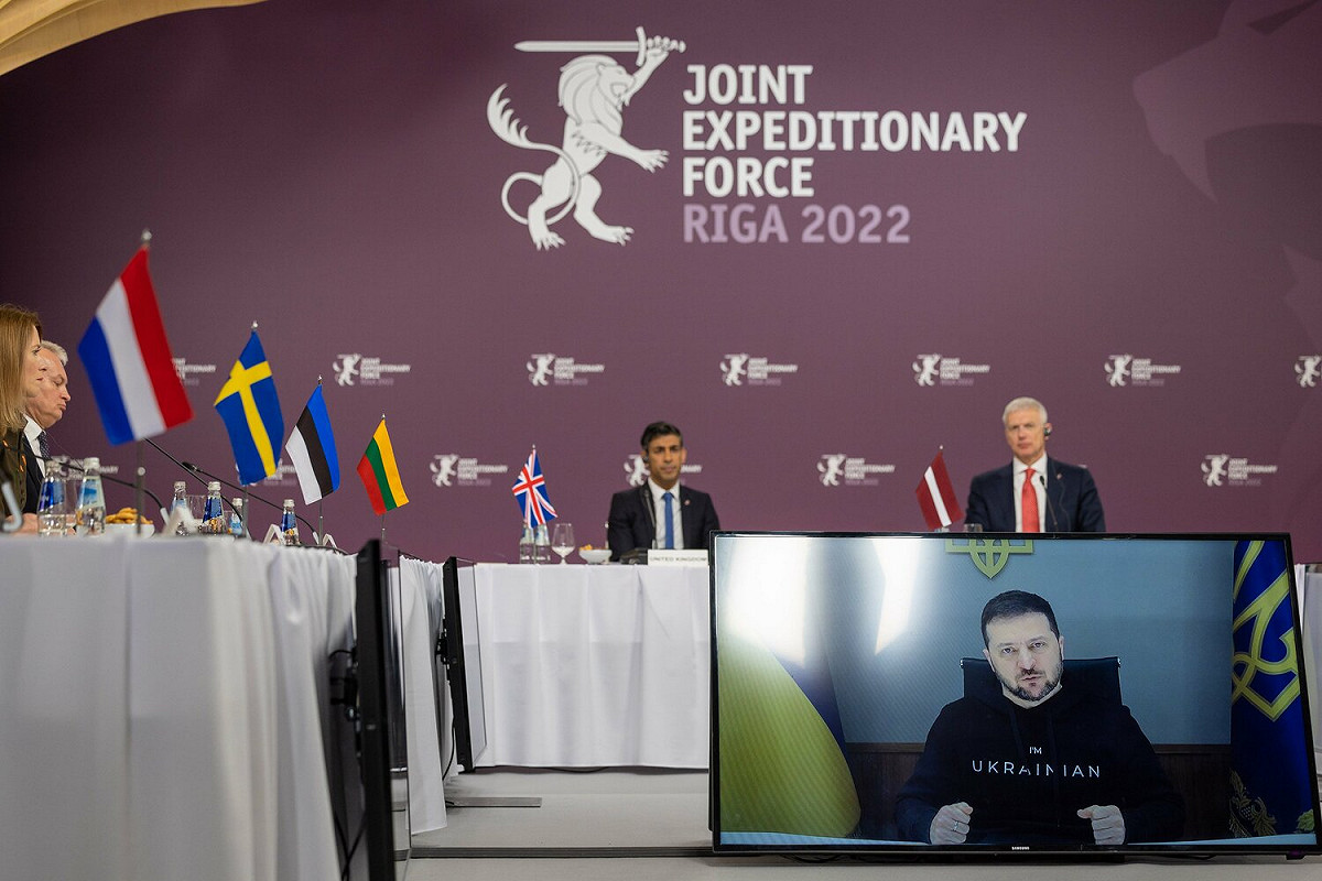烏克蘭總統澤連斯基（Volodymyr Zelensky）以視訊方式出席「遠征軍聯合部隊」（JEF）峰會。 圖：翻攝自Joint Expeditionary Force推特