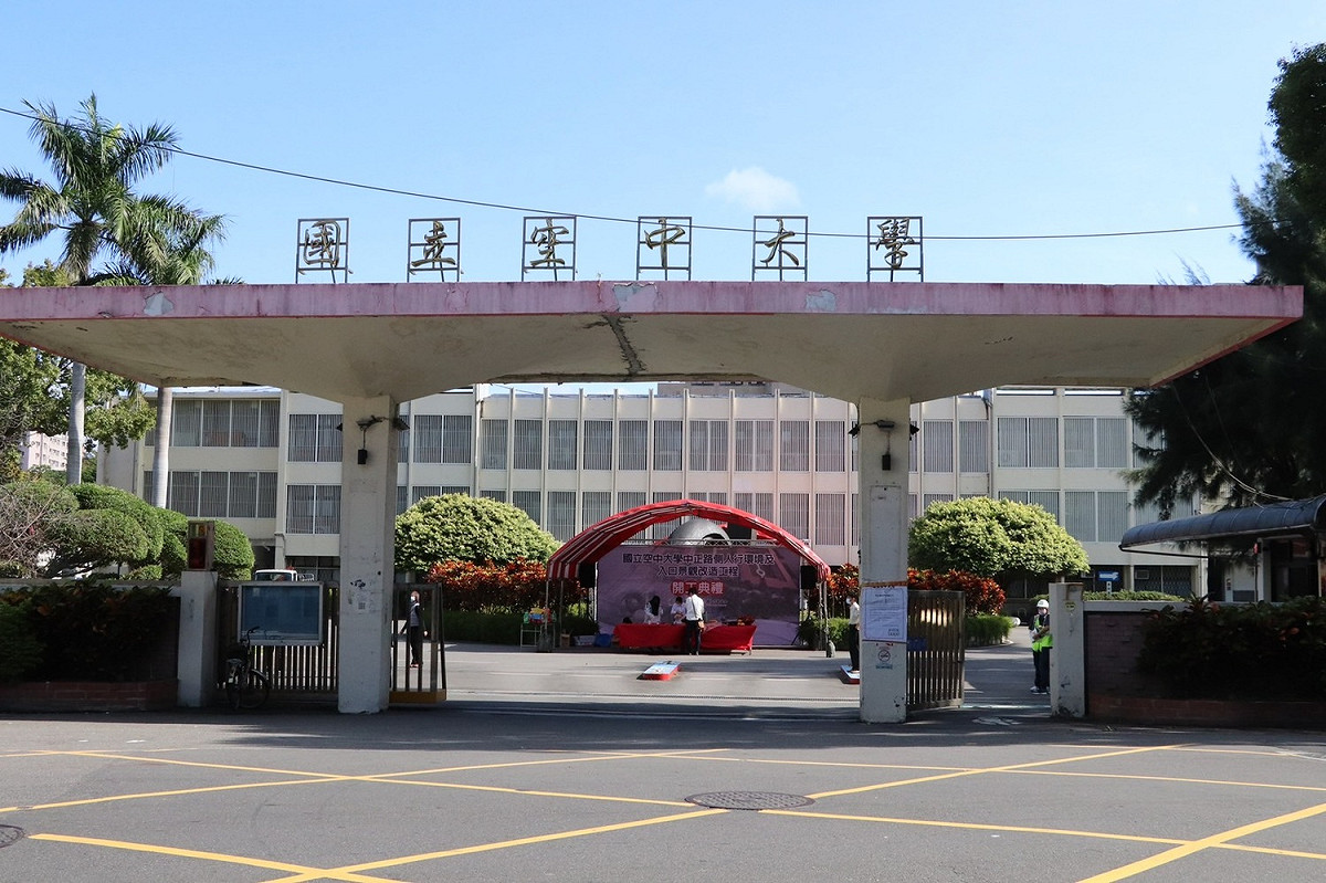 空大改善之後，將打破校園圍牆界線，整合人行道與校園開放空間，創造街角停留空間。 圖：新北市工務局提供