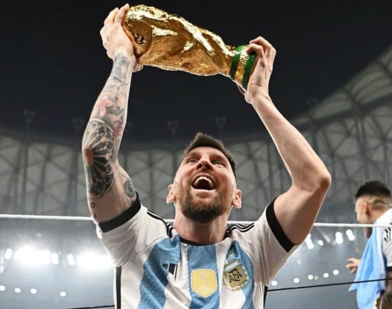 阿根廷足球巨星梅西（Lionel Messi）奪下世足冠軍。 圖：翻攝自IG＠leomessi