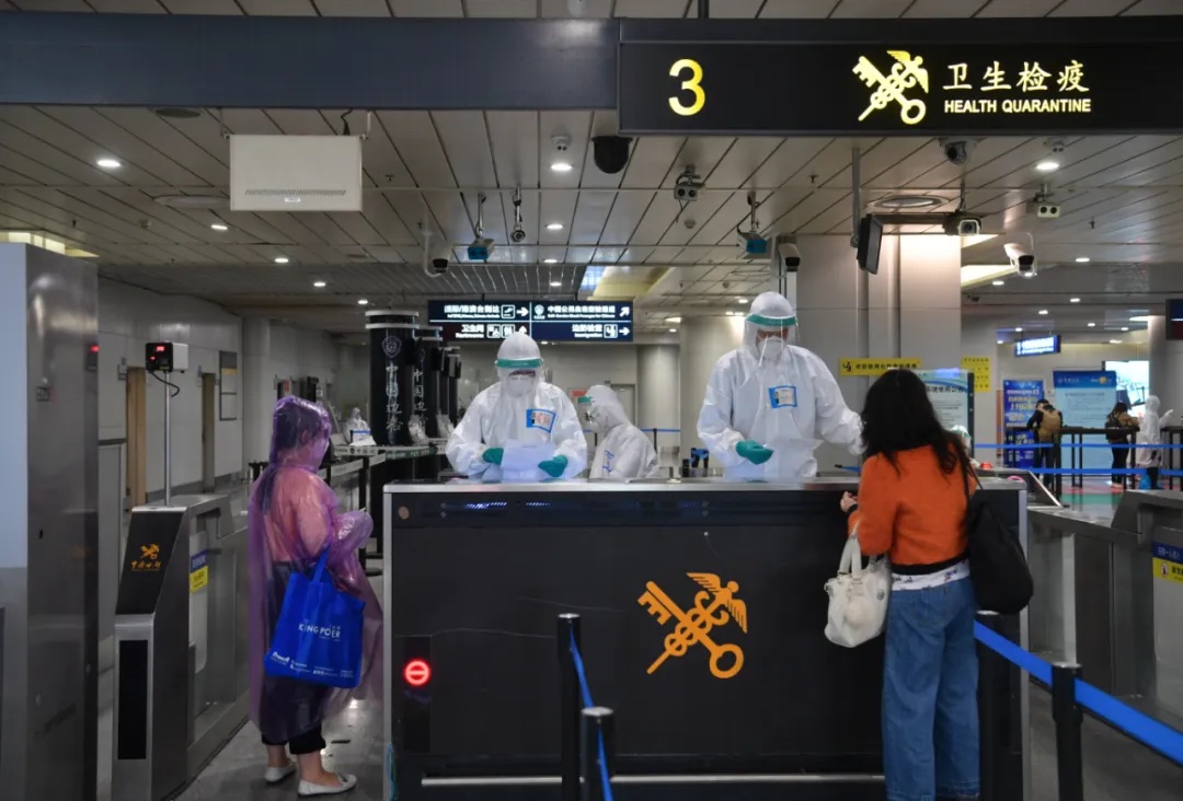 中國明年1月8日將全面取消出入境限制。 圖：新頭殼資料照/翻攝自網易