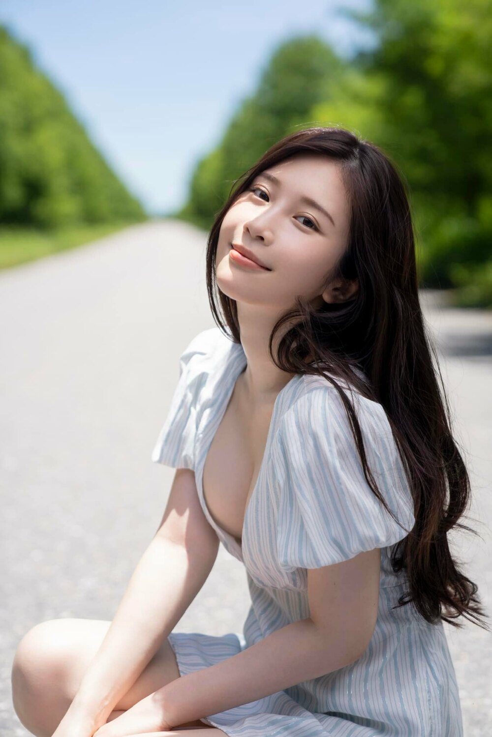 網紅鄭家純曝光真實身高，比例超好嚇壞網友。 圖：翻攝自鄭家純FB