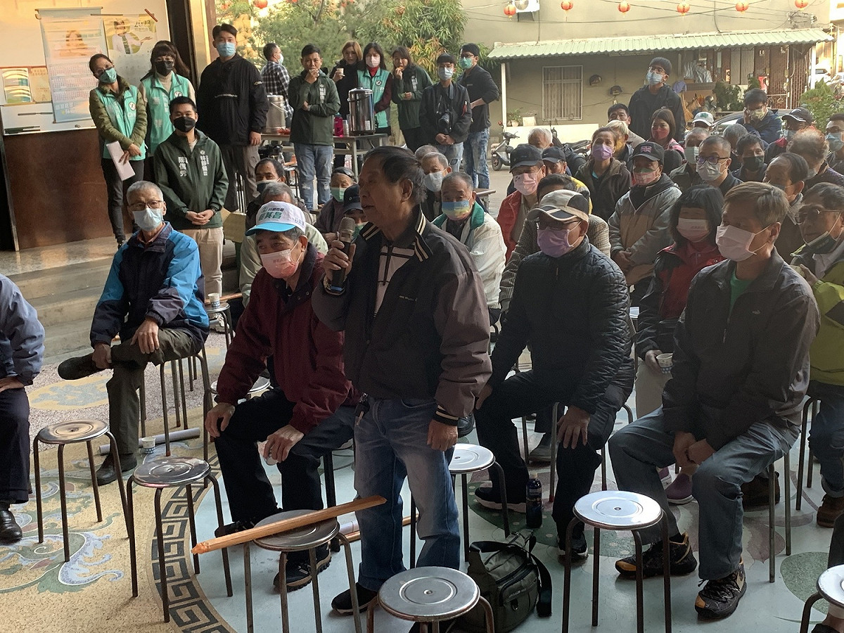台中市民進黨員座談會，黨員們砲聲隆隆。  民進黨台中市黨部/提供