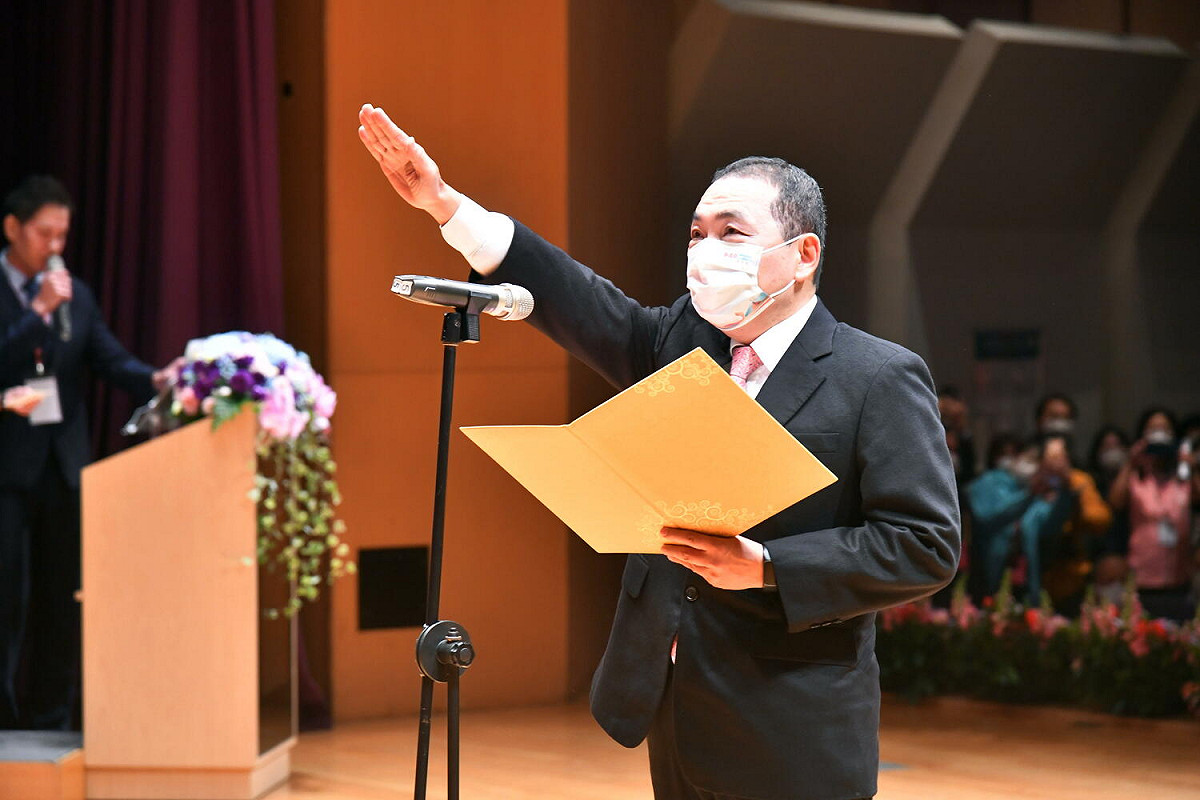 連任成功的新北市長侯友宜今天宣誓就職。 圖: 新北市政府提供