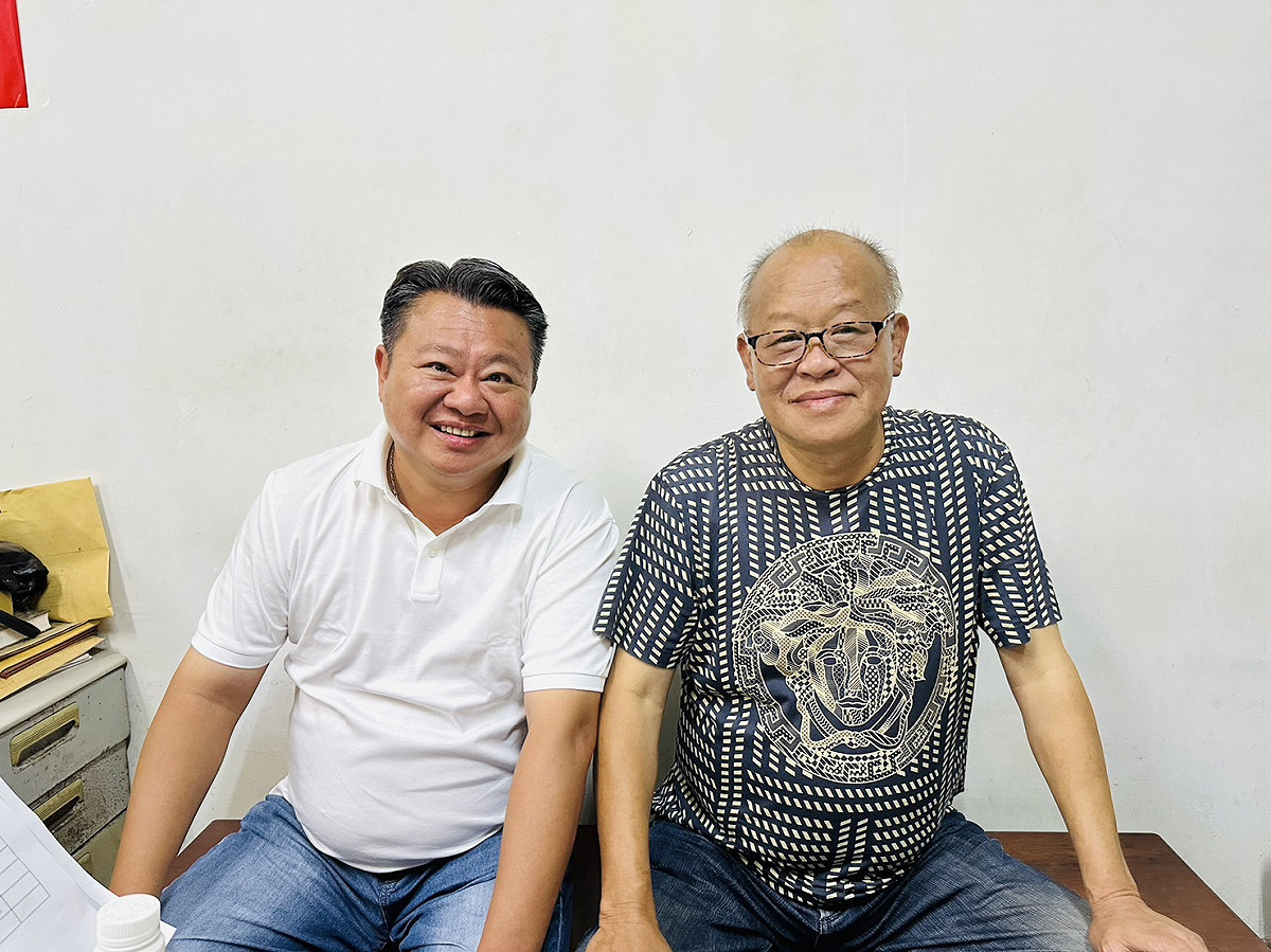 嘉義縣議會正副議長選舉結果，張明達（右）、陳怡岳當選連任。 圖：民進黨嘉義縣政府/提供