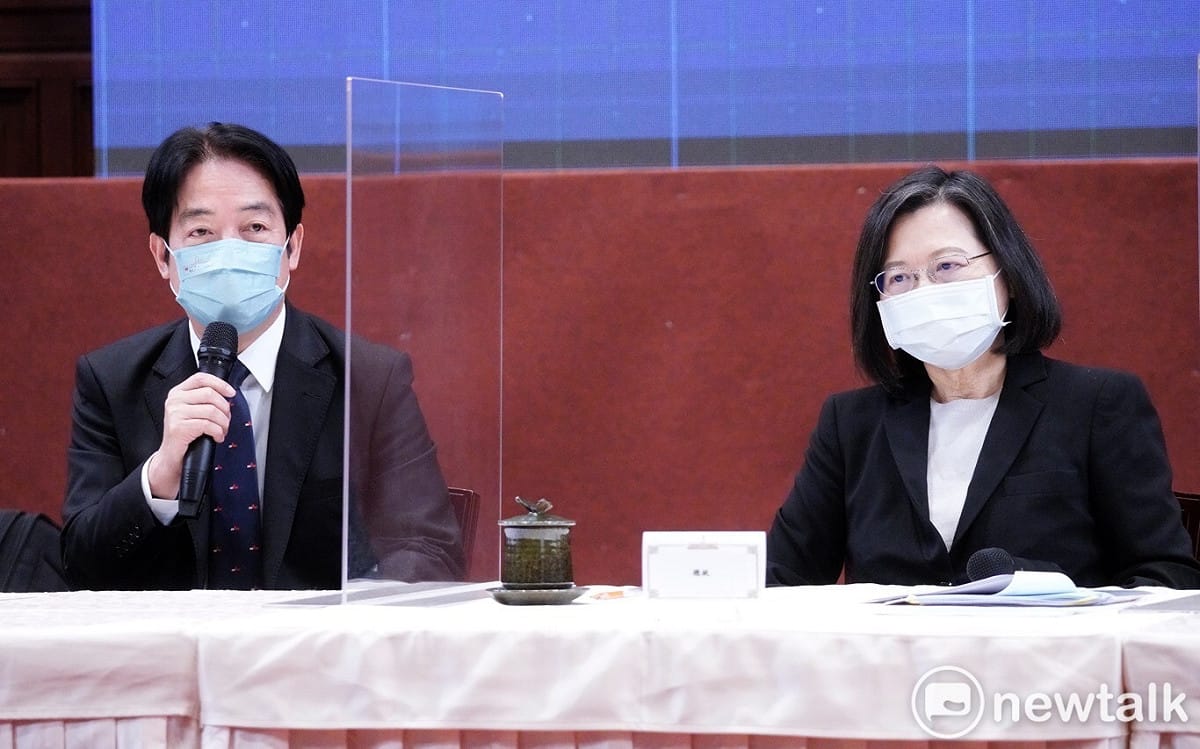 對於蔡英文的內閣布局，吳子嘉表示，恐讓賴清德增加許多黨內競爭者，圖為總統蔡英文(右)與副總統賴清德。 圖：張良一/攝（資料照）