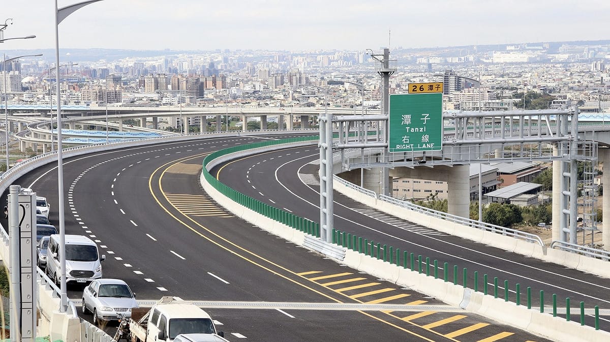 國道4號豐潭段即將通車。 江啟臣服務處/提供