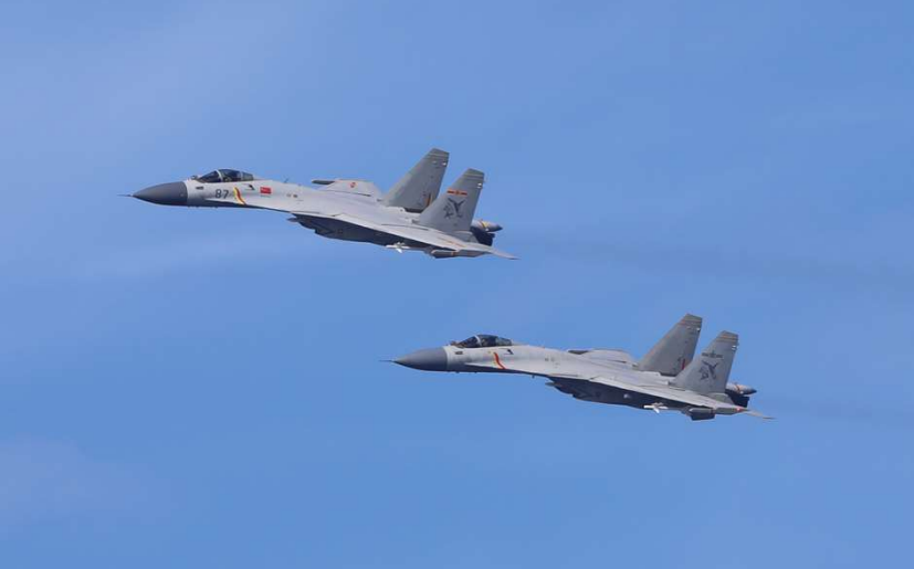 當自己家在走？中共今晨36機闖我空域 西進太平洋與「山東號」聯訓