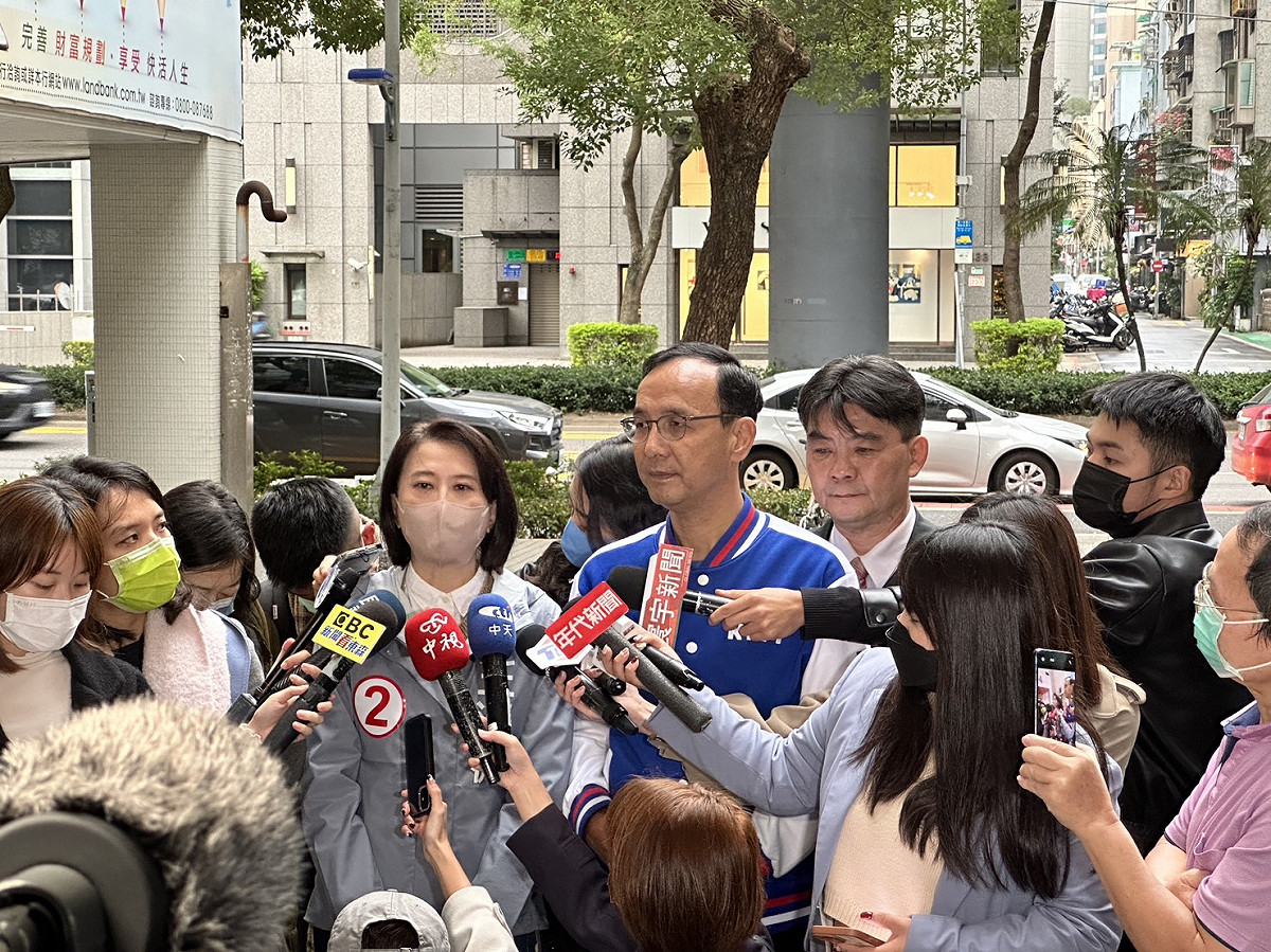 國民黨主席朱立倫、國民黨立委候選人王鴻薇。 圖：王鴻薇辦公室 / 提供