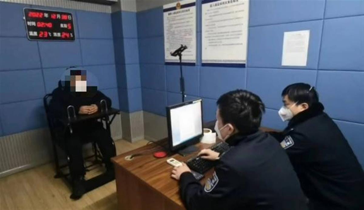 殯葬黃牛遭上海警方逮捕，依法行政處罰。 圖：翻攝自上海電視台