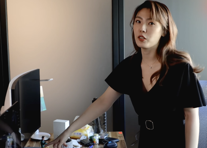 網紅理科太太開箱110坪超大工作室。 圖：翻攝自理科太太YT頻道