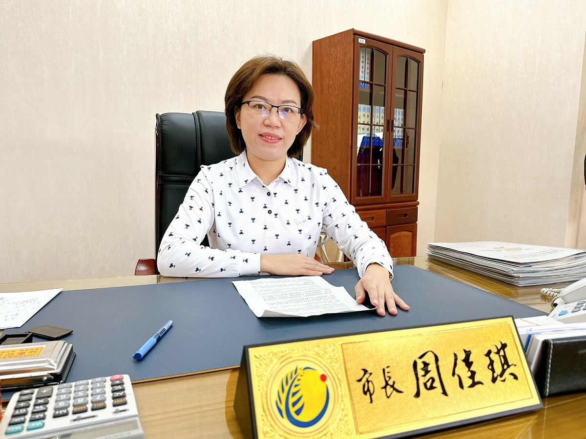 周佳琪認為三鐵共構是屏東市發展的新契機。 圖：屏東市公所／提供