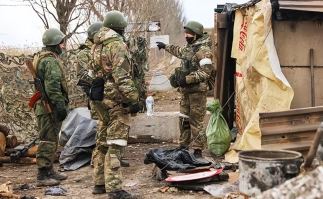 烏軍派了2萬軍隊到北約的基地接受訓練，打起現代戰爭來更是得心應手。 圖 : 翻攝自國防時報排頭兵